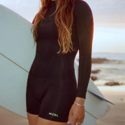 Women's Axis Long Sleeve Back Zip Boy Short Spring Wetsuit 2mm -Fit Wetsuit XCEL SS23 AXIS BLK WN221AX2 01 0032 web