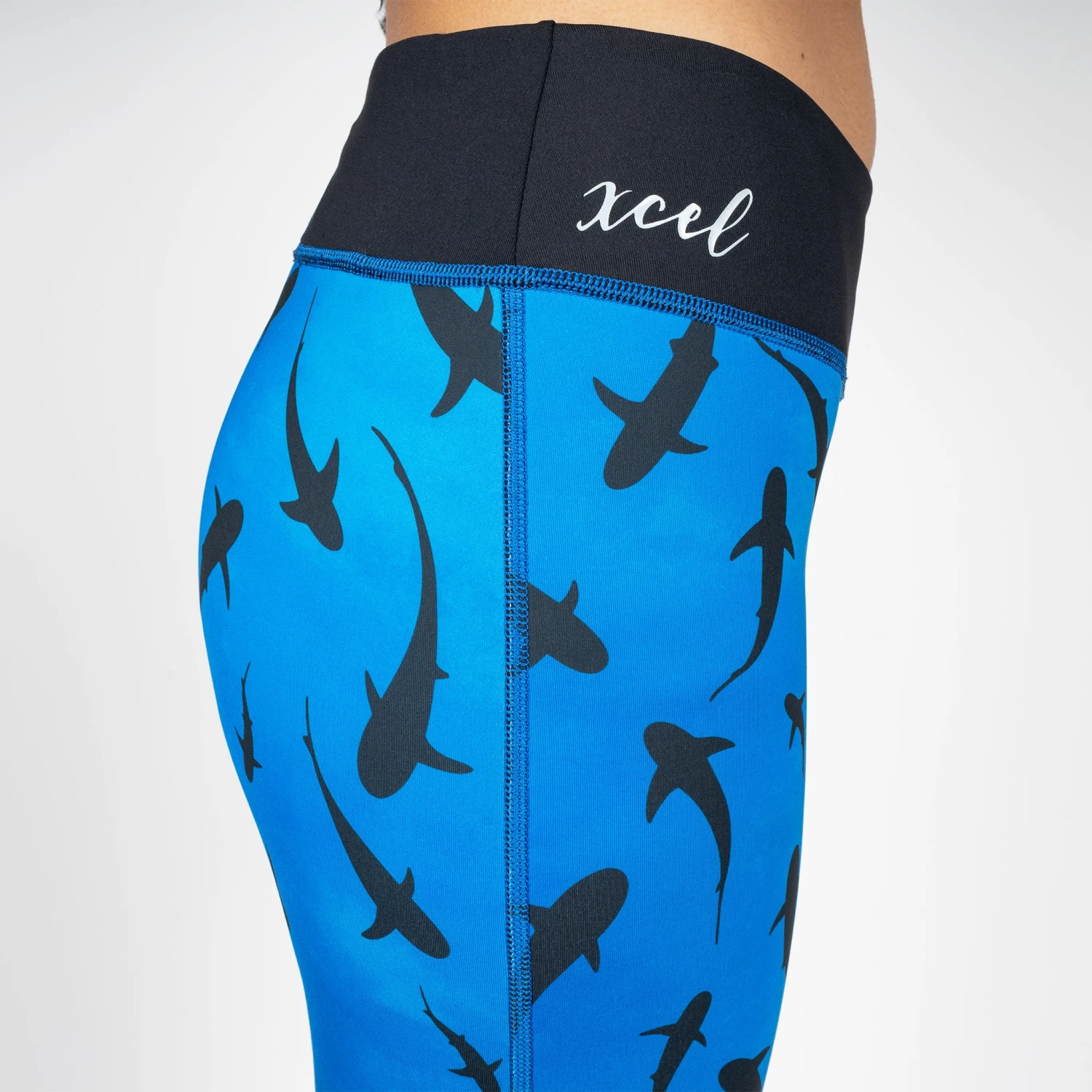 Women's Ocean Ramsey Water Inspired Axis Neoprene Pant 2mm 8 Women's Ocean Ramsey Water Inspired Axis Neoprene Pant 2mm - Image 6